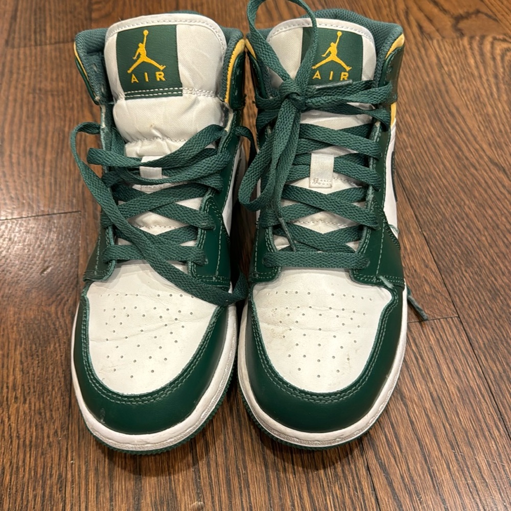 Youth High Top Air Jordan’s